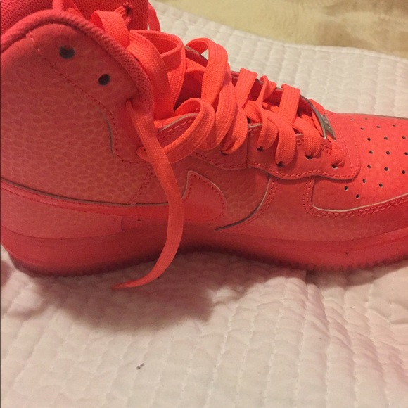 Authentic Nike Air Force 1s - Picture 4 of 8